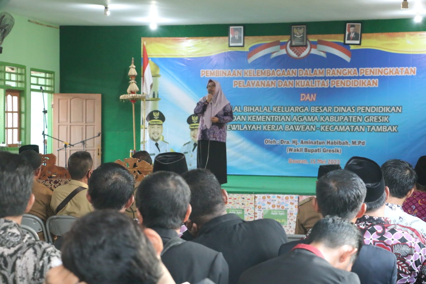 Seribu Guru Se-Pulau Bawean, Ikuti Pembinaan Dan Halal Bihalal Bersama Bu Min